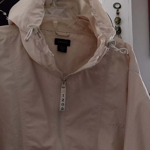 IZOD Men's Hooded Windbreaker, Nylon, Beige- Very Good Condition - Picture 2 of 11
